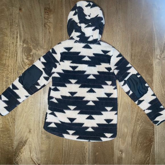 The North Face Campshire Aztec Hoodie - Picture 7 of 13